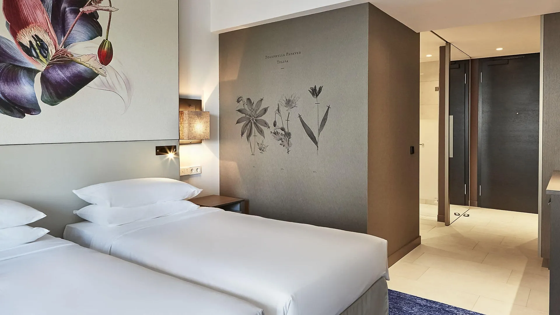 Hyatt Regency Amsterdam Hotel