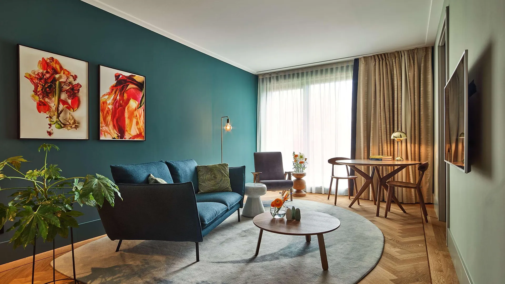 Hyatt Regency Amsterdam Hotel