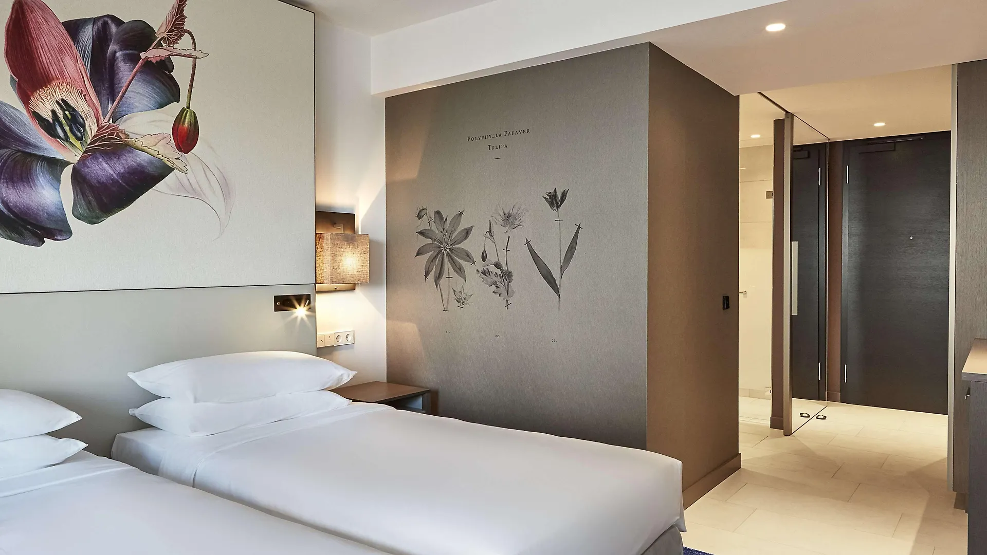 Hyatt Regency Amsterdam Hotel